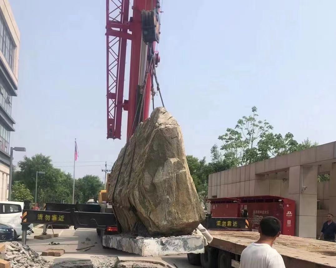 注塑机设备套箱搬运吊装