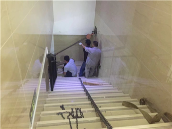 北京设备起重吊装-设备吊装就位-高空吊装北京联和伟业起重吊装公司