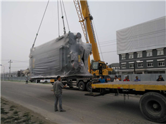 北京大型设备吊装就位施工现场